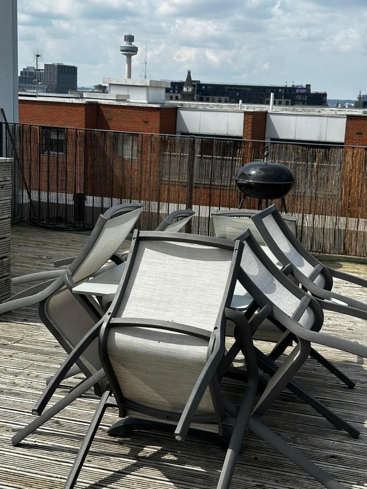 Penthouse - Liverpool City Centre - Nhs Stays - Liverpool Royal Hospital Esterno foto